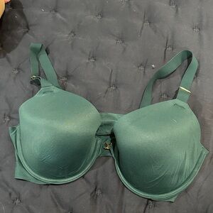 Victoria's Secret Deep Green Underwire Bra front closure
